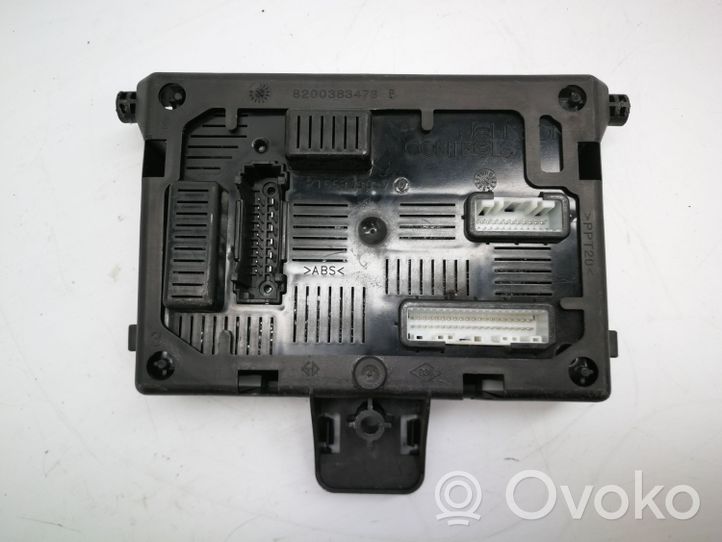 Renault Clio III Module de contrôle carrosserie centrale 8200652285B