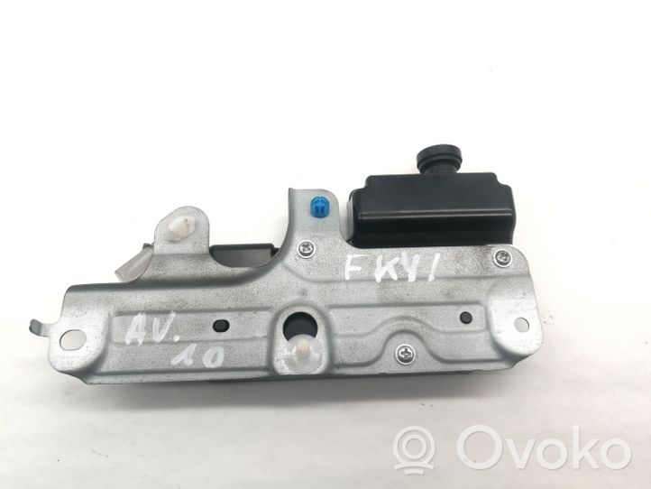 Toyota Avensis T270 Frontkamera Stoßstange Stoßfänger vorne 8646020020