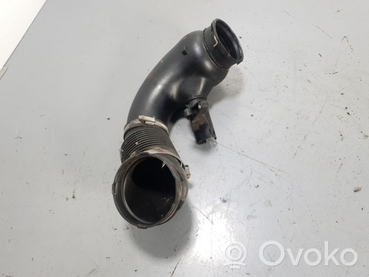 BMW 5 E60 E61 Conduit d'air (cabine) 13717803843