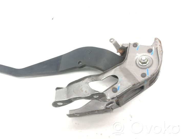 Toyota Verso-S Brake pedal 