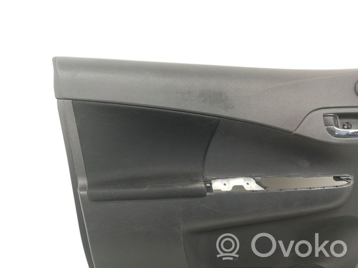 Toyota Verso-S Rivestimento del pannello della portiera anteriore 6762052Z60