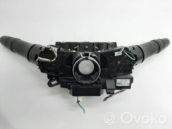 Mitsubishi L200 Leva/interruttore dell’indicatore di direzione e tergicristallo 8617A580