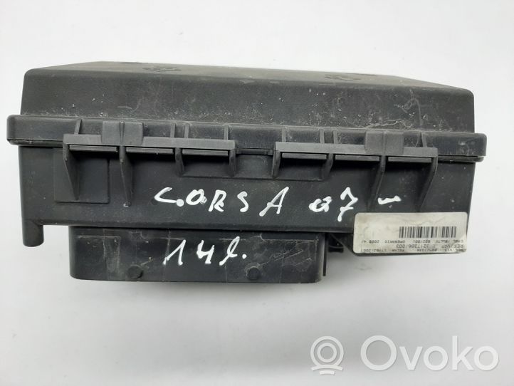 Opel Corsa D Releju montāžas bloks 013217396
