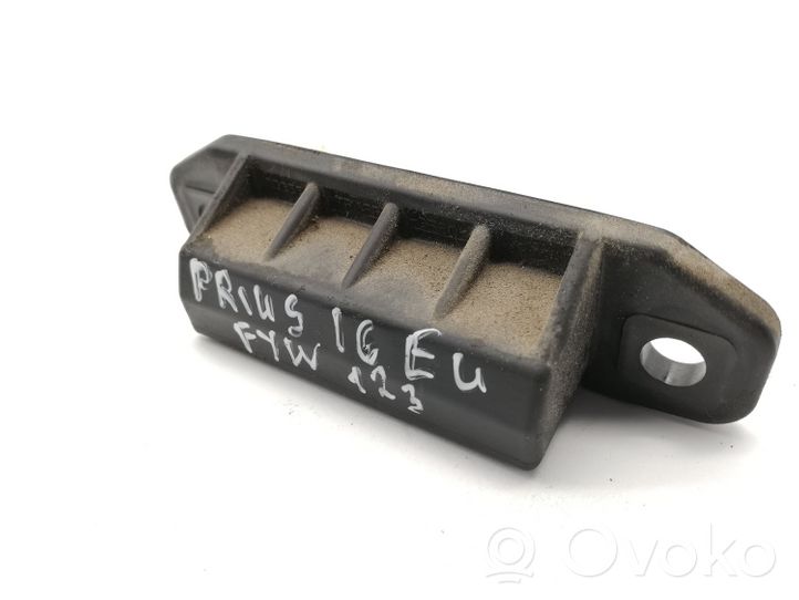 Toyota Prius (XW50) Bouton interrupteur ouverture du coffre 