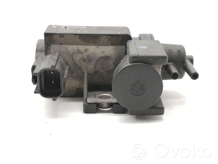 Toyota Verso Valvola centrale del freno 258190R012