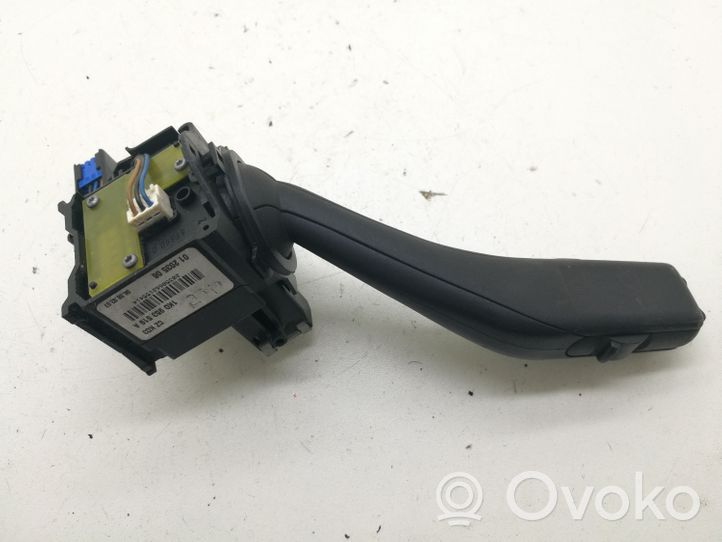 Volkswagen Touran I Interruptor de la velocidad del limpiaparabrisas 1K0953519A