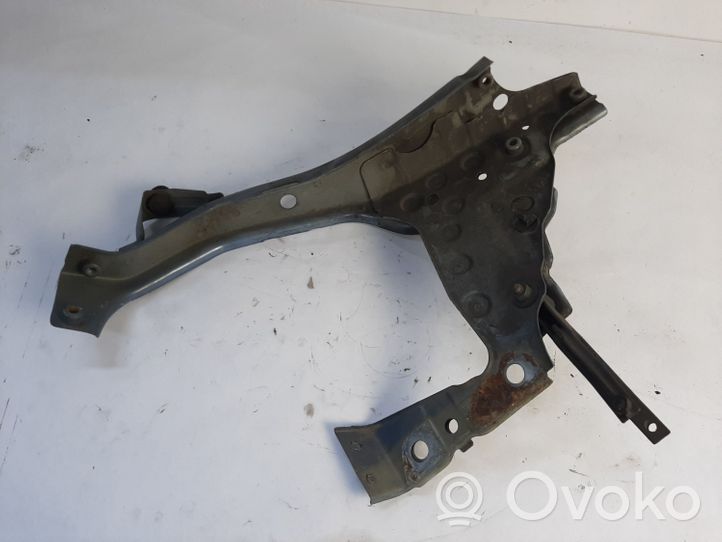 Opel Zafira B Halterung Scheinwerfer 0778