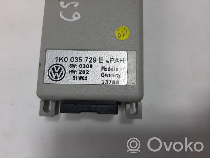 Volkswagen Golf V Sterownik / Moduł sterujący telefonem 1K0035729E