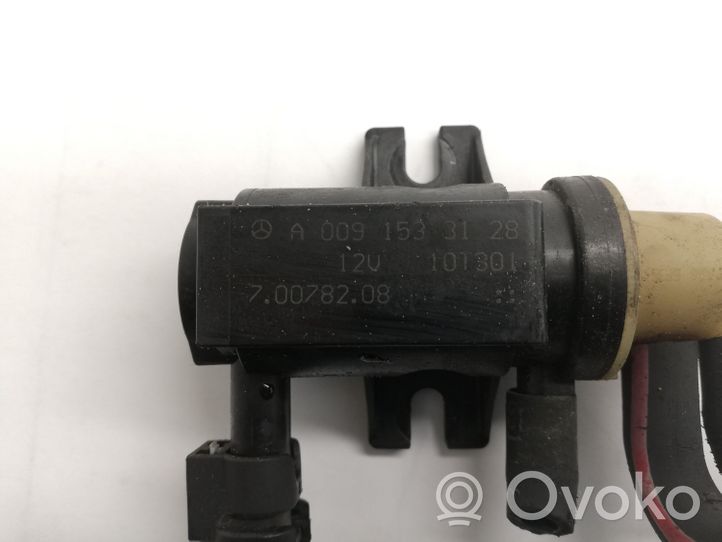 Mercedes-Benz E A207 Valve de freinage A0091533128