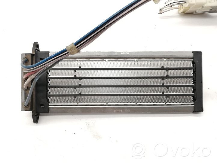 Toyota Avensis T270 Radiateur électrique de chauffage auxiliaire 0134100410