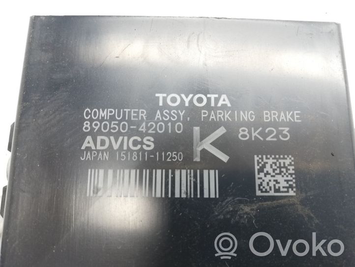Toyota RAV 4 (XA50) Unité de contrôle, module EMF frein arrière 8905042010