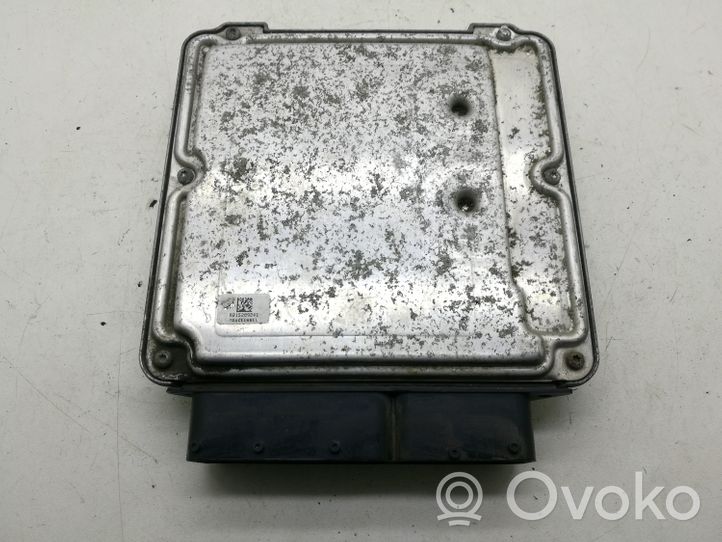 Volkswagen Tiguan Dzinēja vadības bloks 03L906022HM