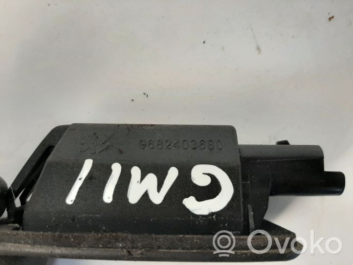 Citroen C4 Cactus Lampa oświetlenia tylnej tablicy rejestracyjnej 9682403680