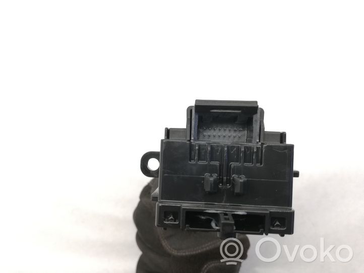 Toyota Corolla E210 E21 Leva/interruttore dell’indicatore di direzione e tergicristallo 17J910