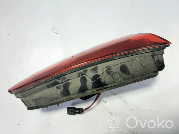 Opel Insignia B Luci posteriori del portellone del bagagliaio 39148316