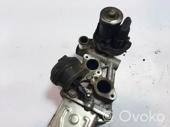 Volkswagen Jetta VI AGR Kühler Abgaskühler 03L131512DQ