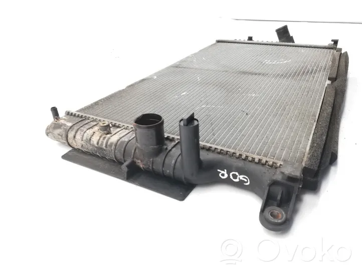 Toyota Avensis T270 Radiateur de refroidissement M135676