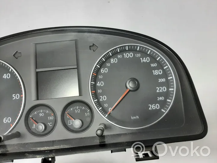 Volkswagen Touran I Spidometras (prietaisų skydelis) 1T0920850G