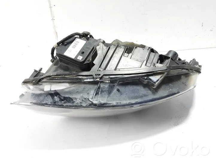 Volvo XC60 Lampa przednia 31395899