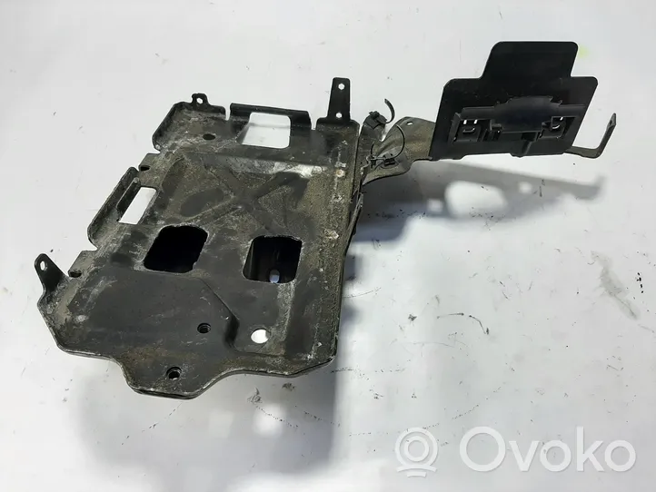 Opel Insignia B Vassoio scatola della batteria 84221668