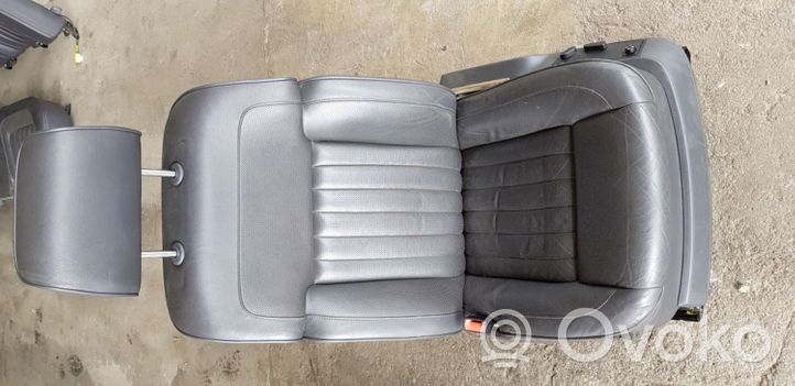 Volkswagen Phaeton Seat and door cards trim set 