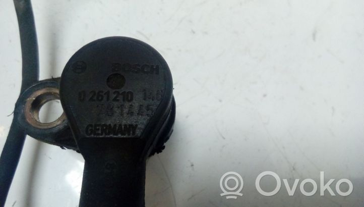 Volkswagen Phaeton Crankshaft position sensor 0261210146