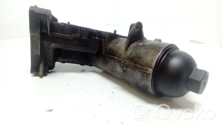 BMW X3 E83 Supporto di montaggio del filtro dell’olio 7788453