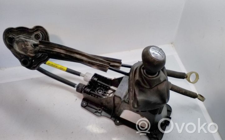 Renault Megane III Palanca/selector de cambios (interno) 8201062921