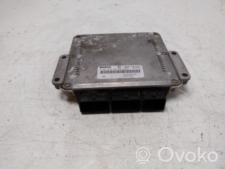 Renault Master II Sterownik / Moduł ECU 0281010320