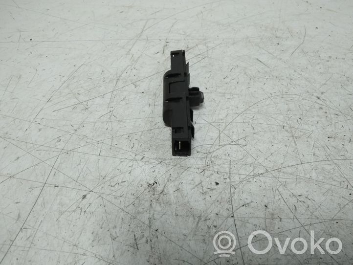 Volkswagen Golf VI Antenos stiprintuvas 5K0035552