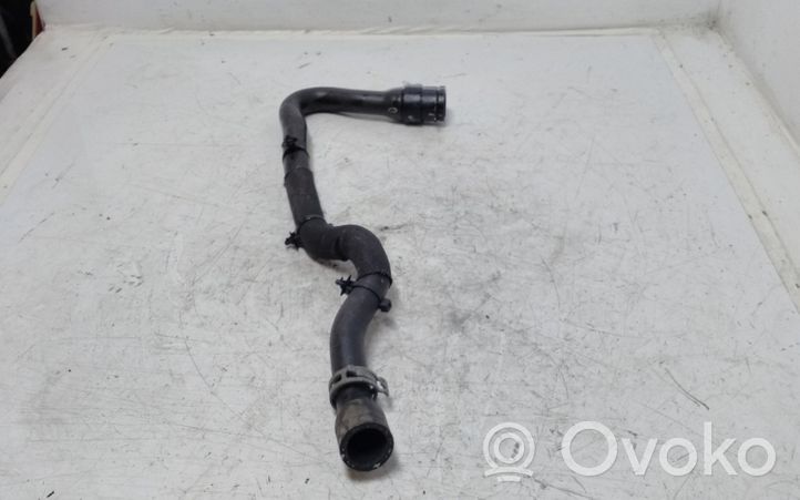 Mercedes-Benz B W245 Tuyau de liquide de refroidissement moteur A1698301296