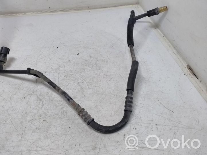 Volvo V50 Air conditioning (A/C) pipe/hose 