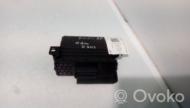 Audi A6 S6 C6 4F Barošanas vadības bloks 4F0907280A