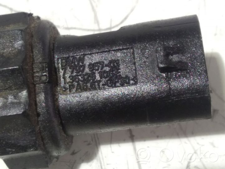 BMW 3 F30 F35 F31 Czujnik temperatury płynu chłodzącego 7797957