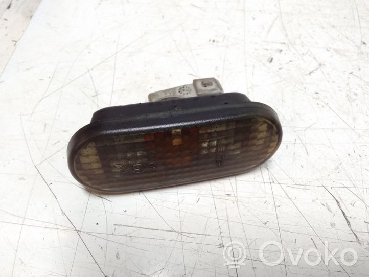 Volkswagen Sharan Lampa oświetlenia tylnej tablicy rejestracyjnej 3A0949117B