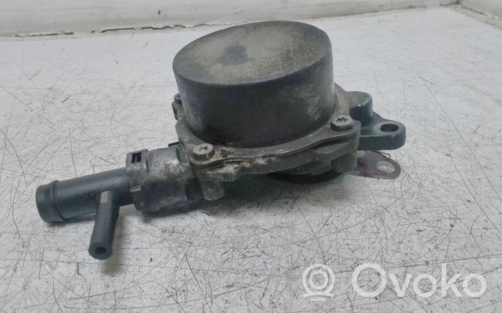 Renault Master III Pompe à vide 