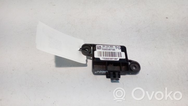 Opel Zafira A Airbag deployment crash/impact sensor 09133263