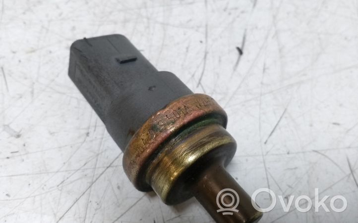 Volkswagen PASSAT B7 Sonde de température de liquide de refroidissement 06A919501A