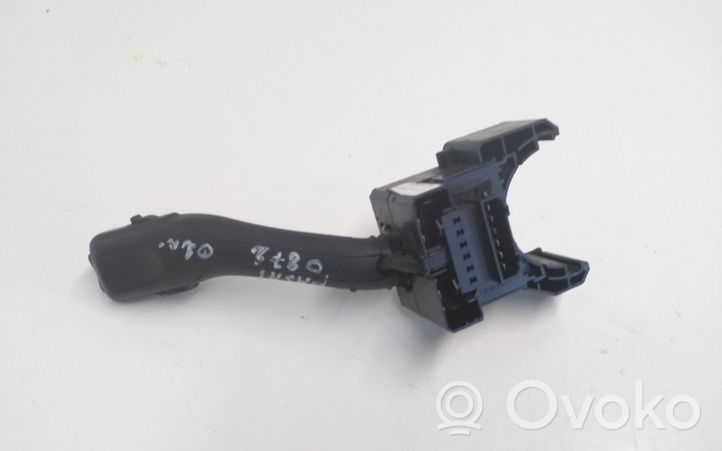 Volkswagen PASSAT B5.5 Wiper control stalk 4B0953503H