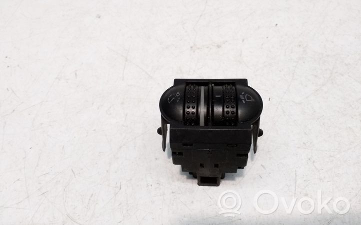 Volkswagen PASSAT B5.5 Interruptor de control de altura del faro delantero 3B0941333C