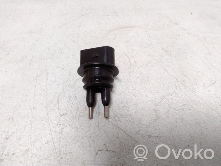 Audi A6 S6 C6 4F Logu šķidruma līmeņa sensors 7M0919376