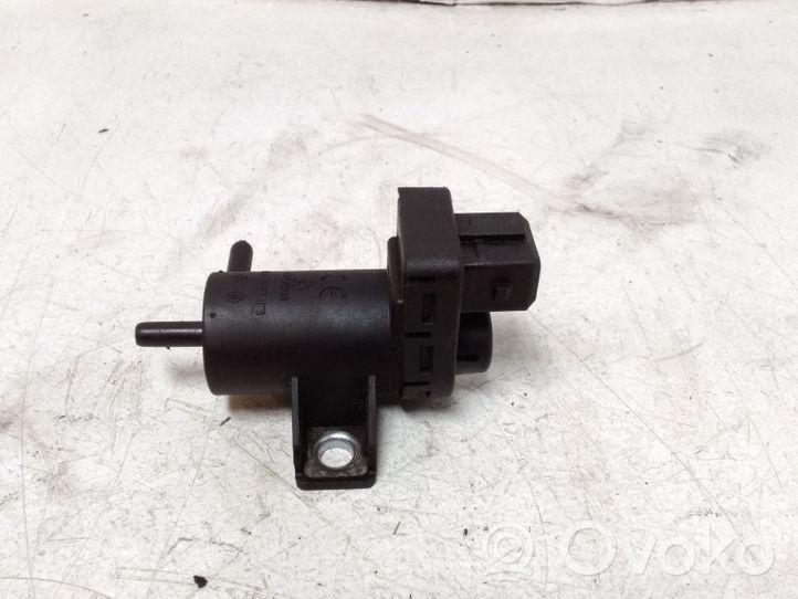 Nissan Juke I F15 Turboahtimen magneettiventtiili 8200762162