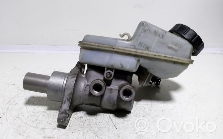 Opel Zafira B Główny cylinder hamulca 32067277