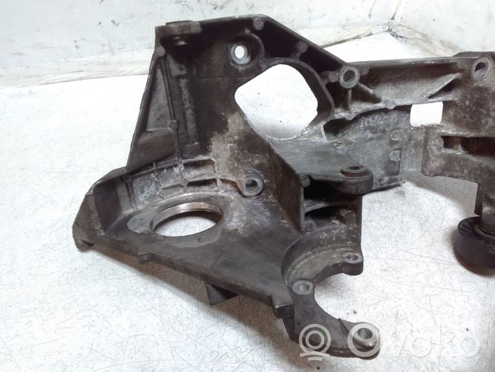 Volkswagen Bora Support de générateur / alternateur 308903143H