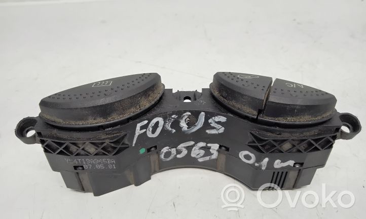 Ford Focus Logu elektriskās apsildes slēdzis YS4T19A945
