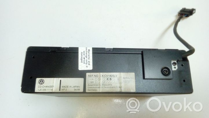 Volkswagen Bora CD/DVD changer 1J5035111