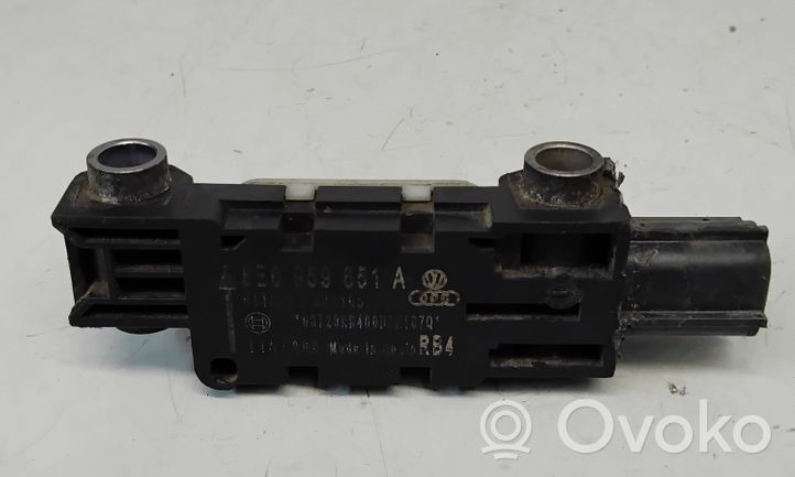 Audi A4 S4 B7 8E 8H Gaisa spilvenu trieciensensors 8E0959851A