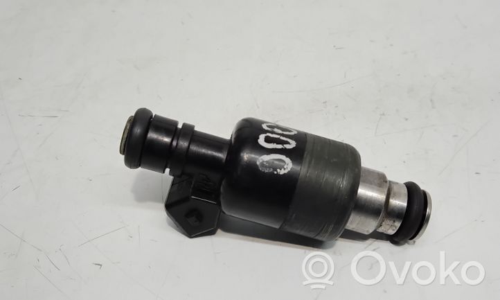 Opel Tigra A Injecteur de carburant 17089276