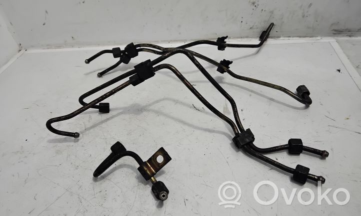 Peugeot 307 Fuel injector supply line/pipe 