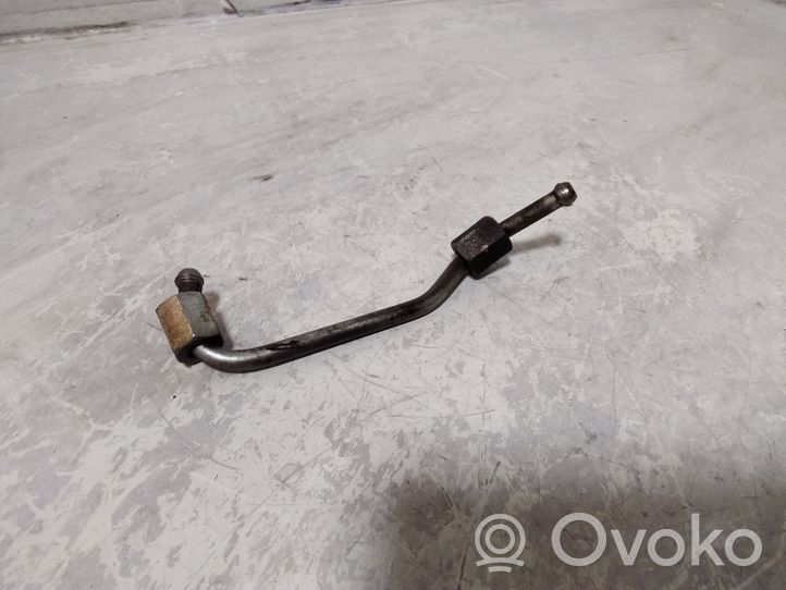 Honda CR-V Fuel injector supply line/pipe 